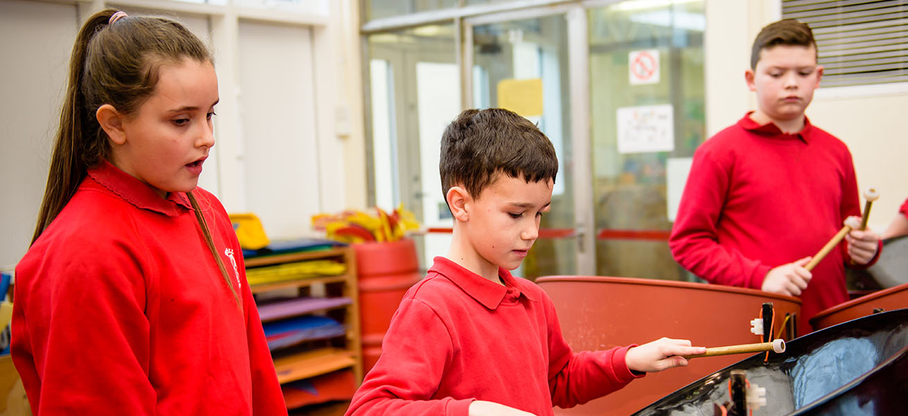 header_0006_Woodhall_Primary_School_119